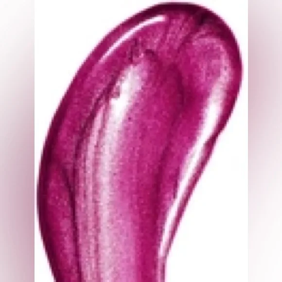 ⭐️ HOST PICK ⭐️ 🆕Tom Ford Lip Lacquer Luxe Shade Infultrate - Picture 2 of 5